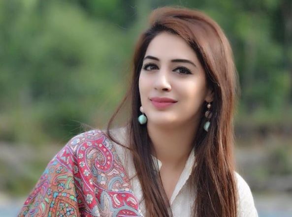 Mehreen Qazi (Athar Aamir’s Wife) Height, Age, Family, Biography & More