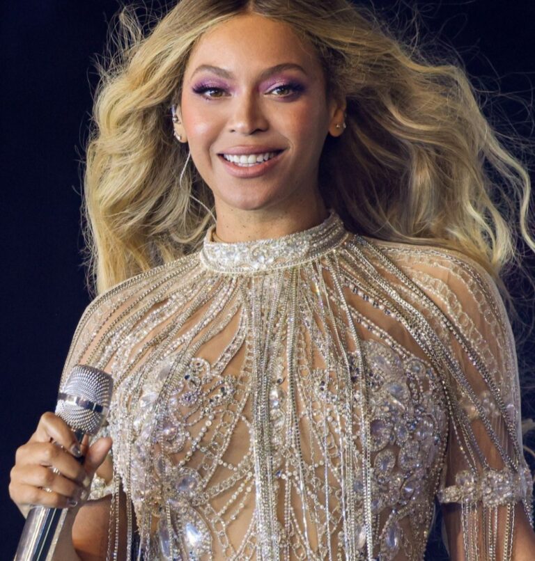 Beyoncé: Age, Family, Biography & More