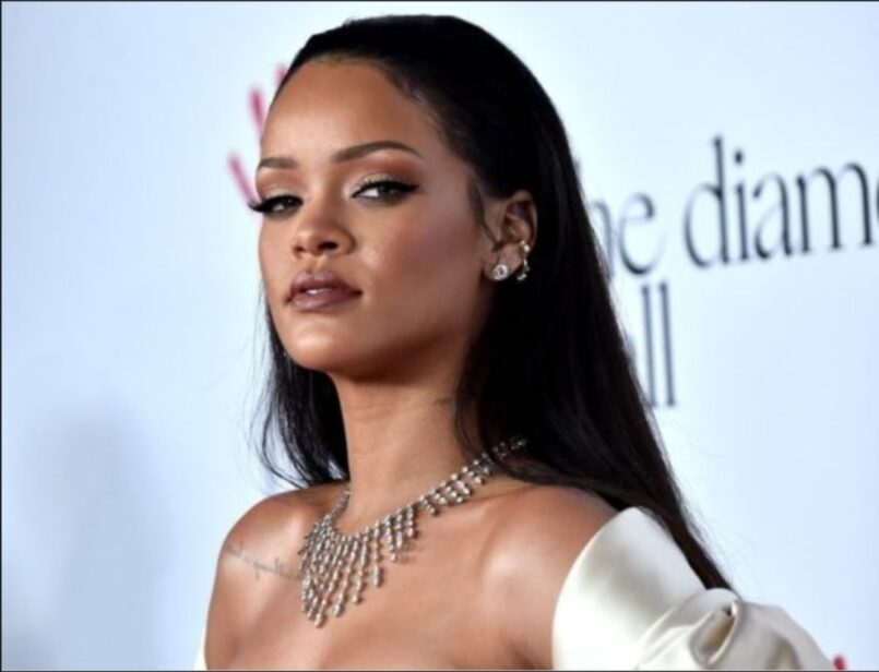 Rihanna: Age, Family, Biography & More 3